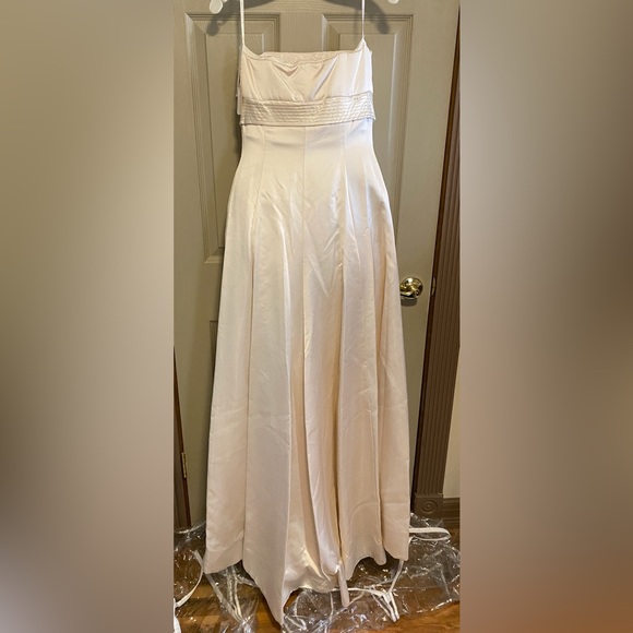 Watters & Watters wedding dress- size 10 - Picture 2 of 16